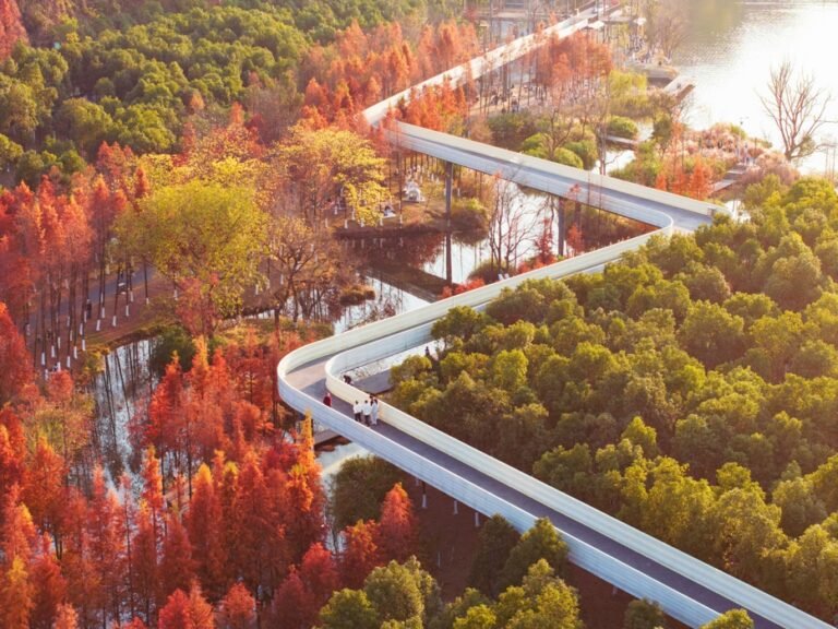 Embracing Flood: Xinjiang River Ecological Corridor